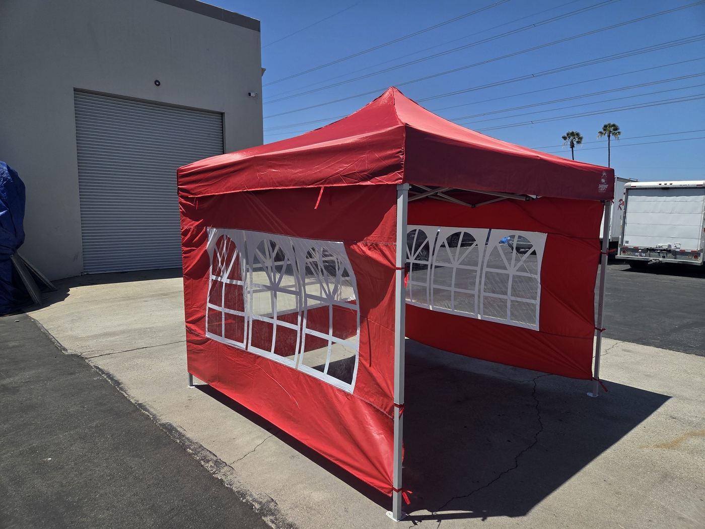 Carpa roja Roman Window para puesto de comida o taquería